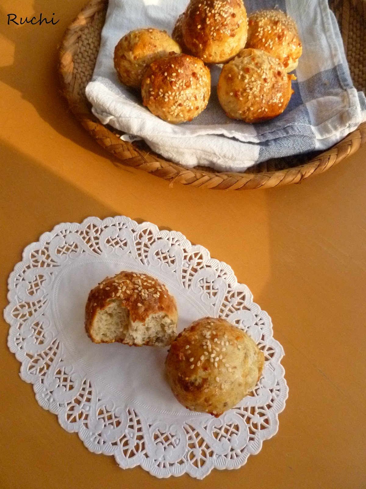 RUCHI Cheese Bread Rolls