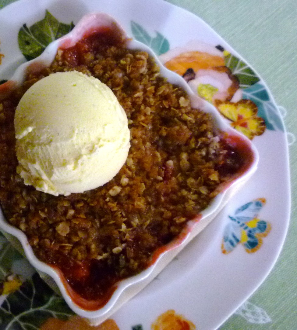 For Love of the Table StrawberryRhubarb Crisp with Orangescented