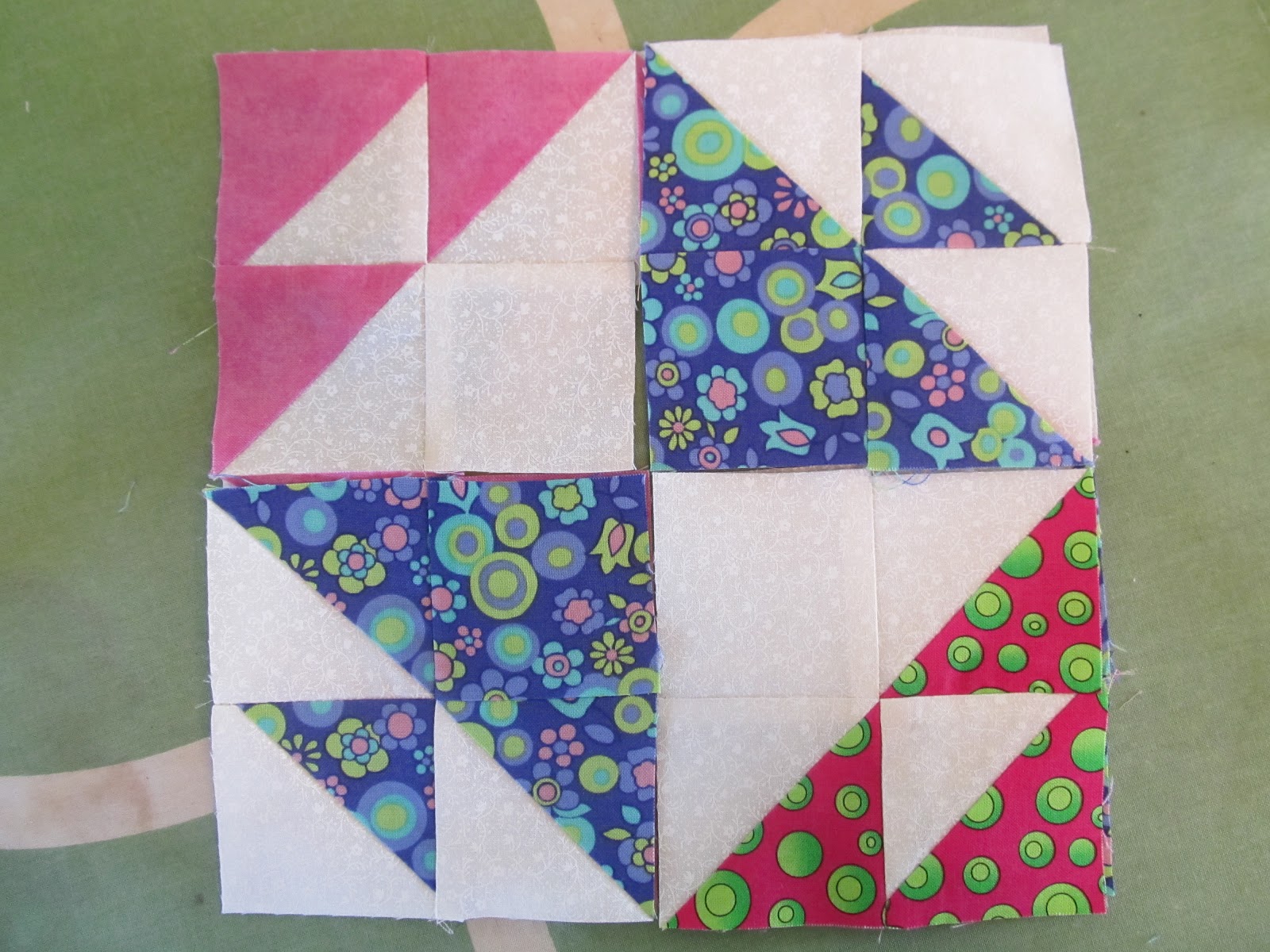 Jayne's Quilting Room Kissing Fish
