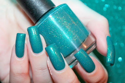 Swatch of the nail polish "Amphitrite" from Lilypad Lacquer