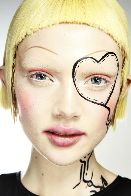 Makeup Artist Val Garland / header