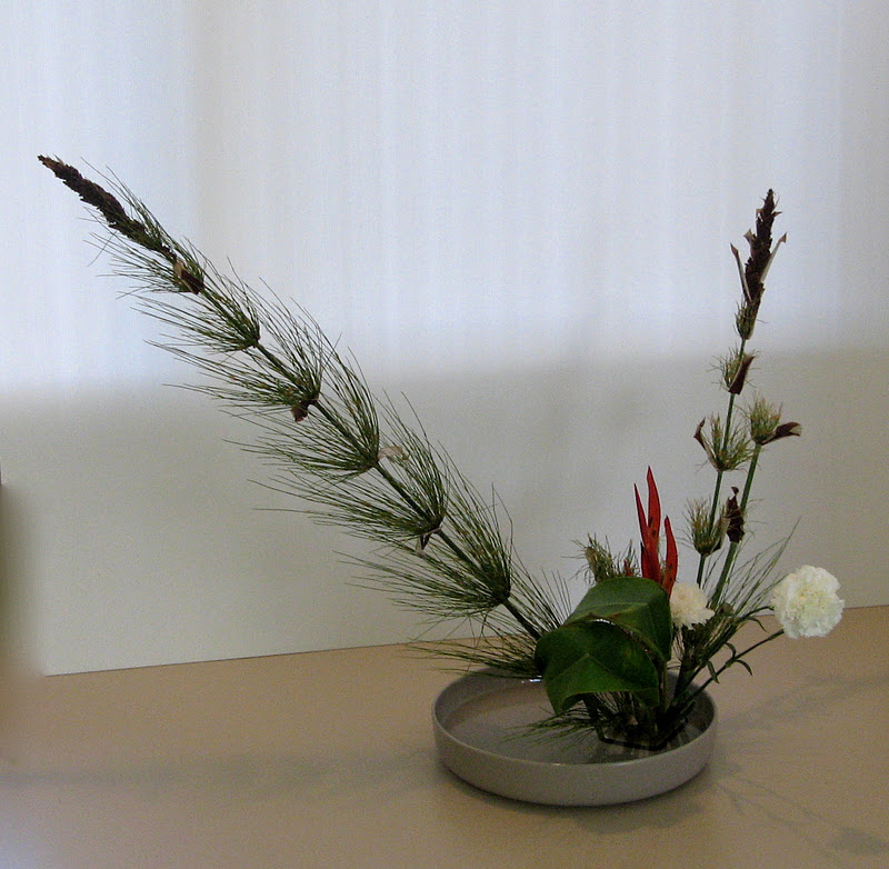 ROADSIDE IKEBANA IKEBANA AT HOME