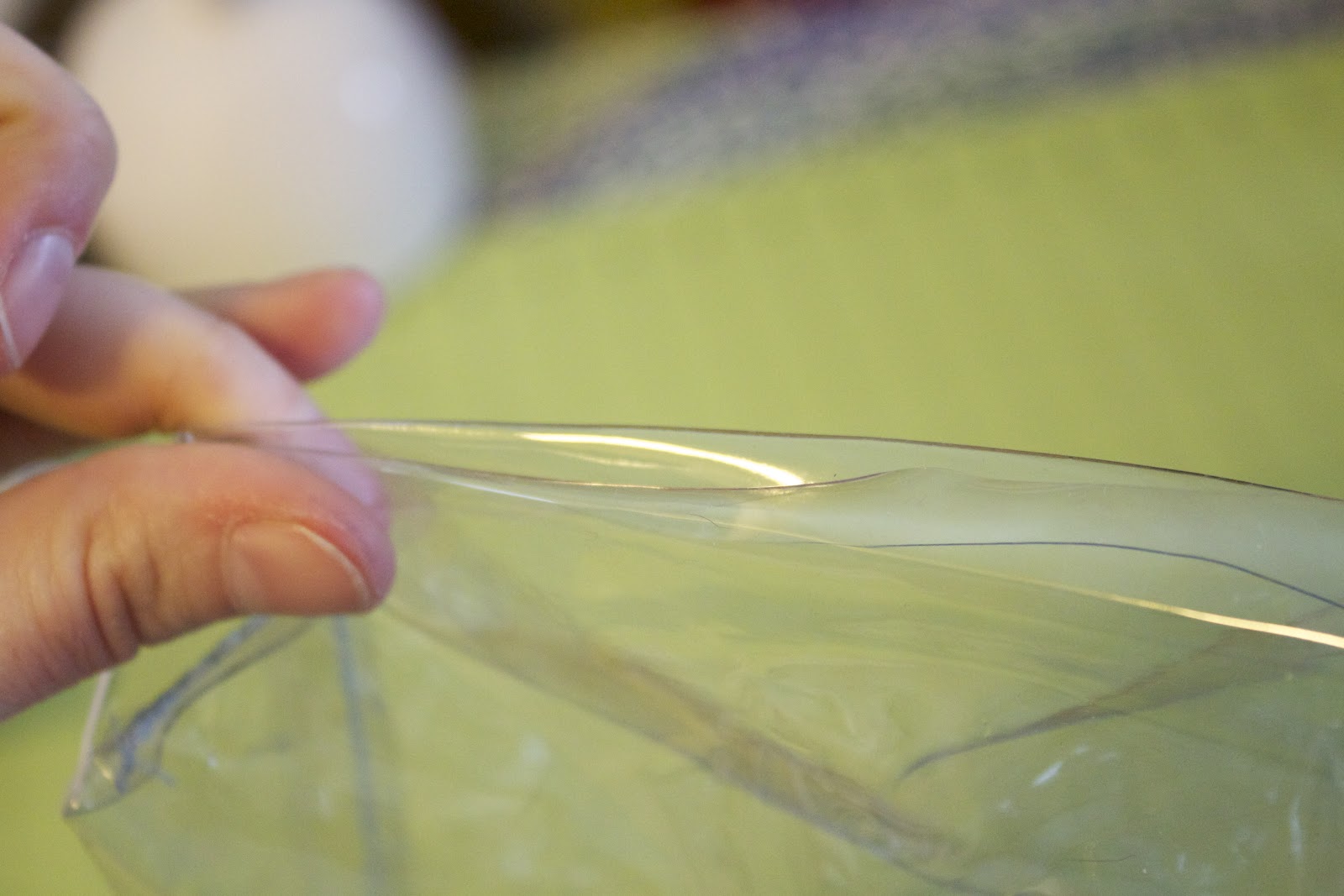 Handmade by Meg K VinylLined Makeup Bag {Tutorial}