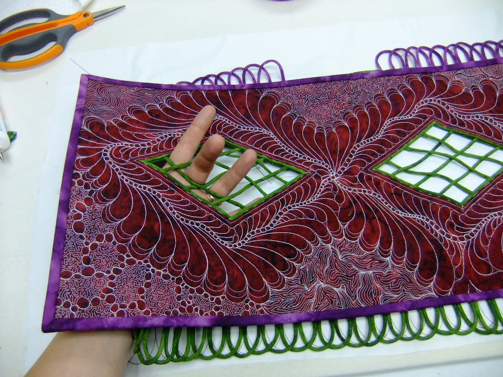 The Free Motion Quilting Project Duchess Reigns 3 Learning New