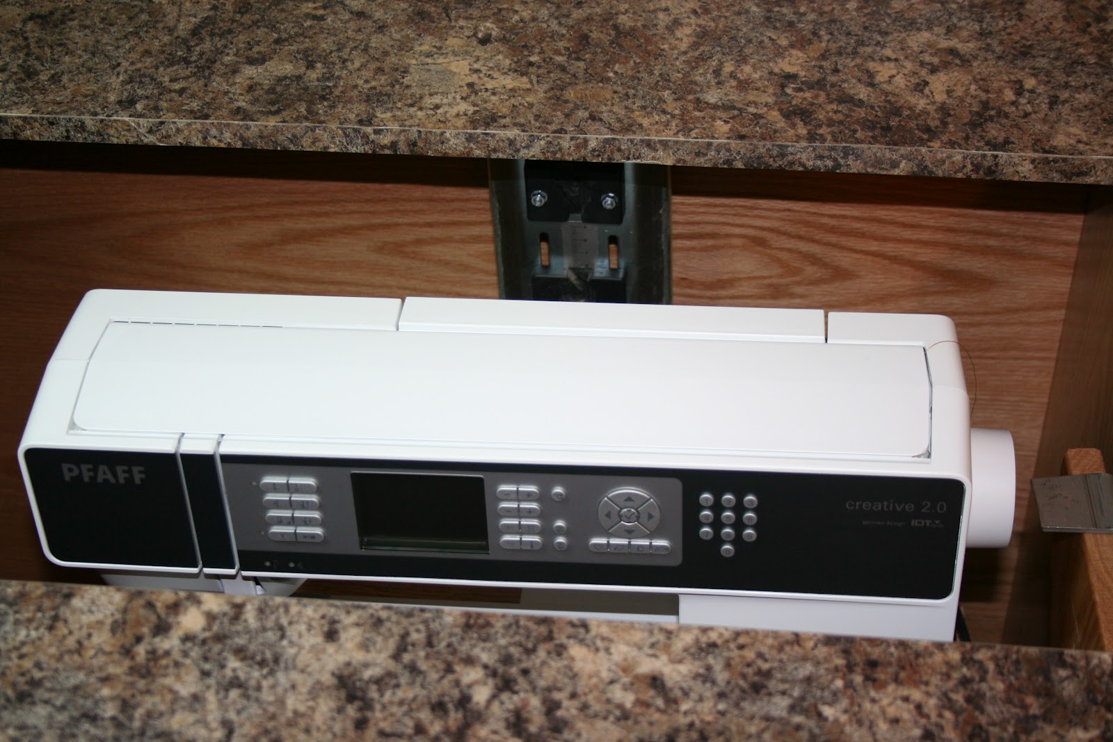 Tammy's Craft Emporium Custom built sewing for Pfaff Creative 2