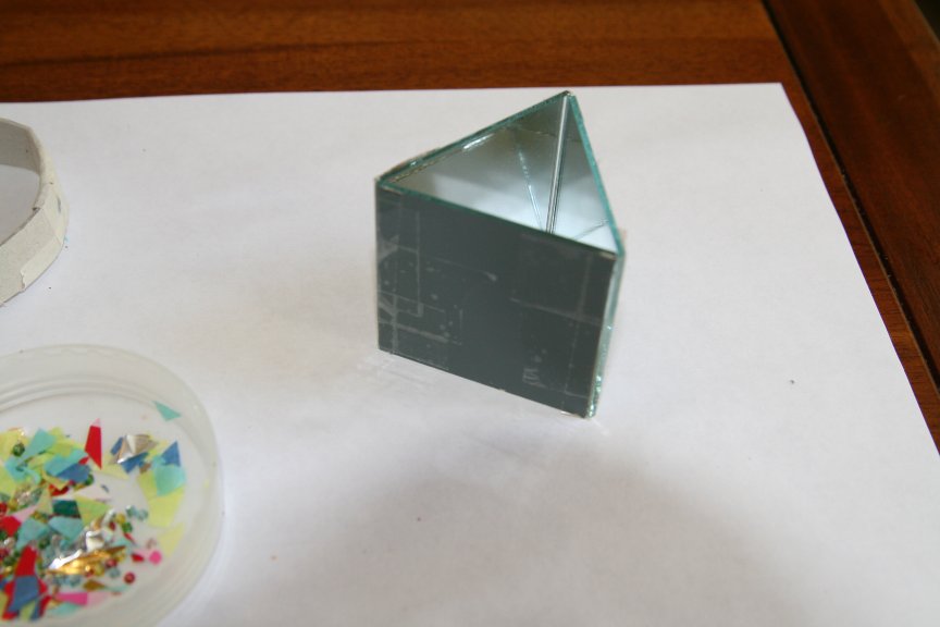 Curious Kids Homemade kaleidoscope