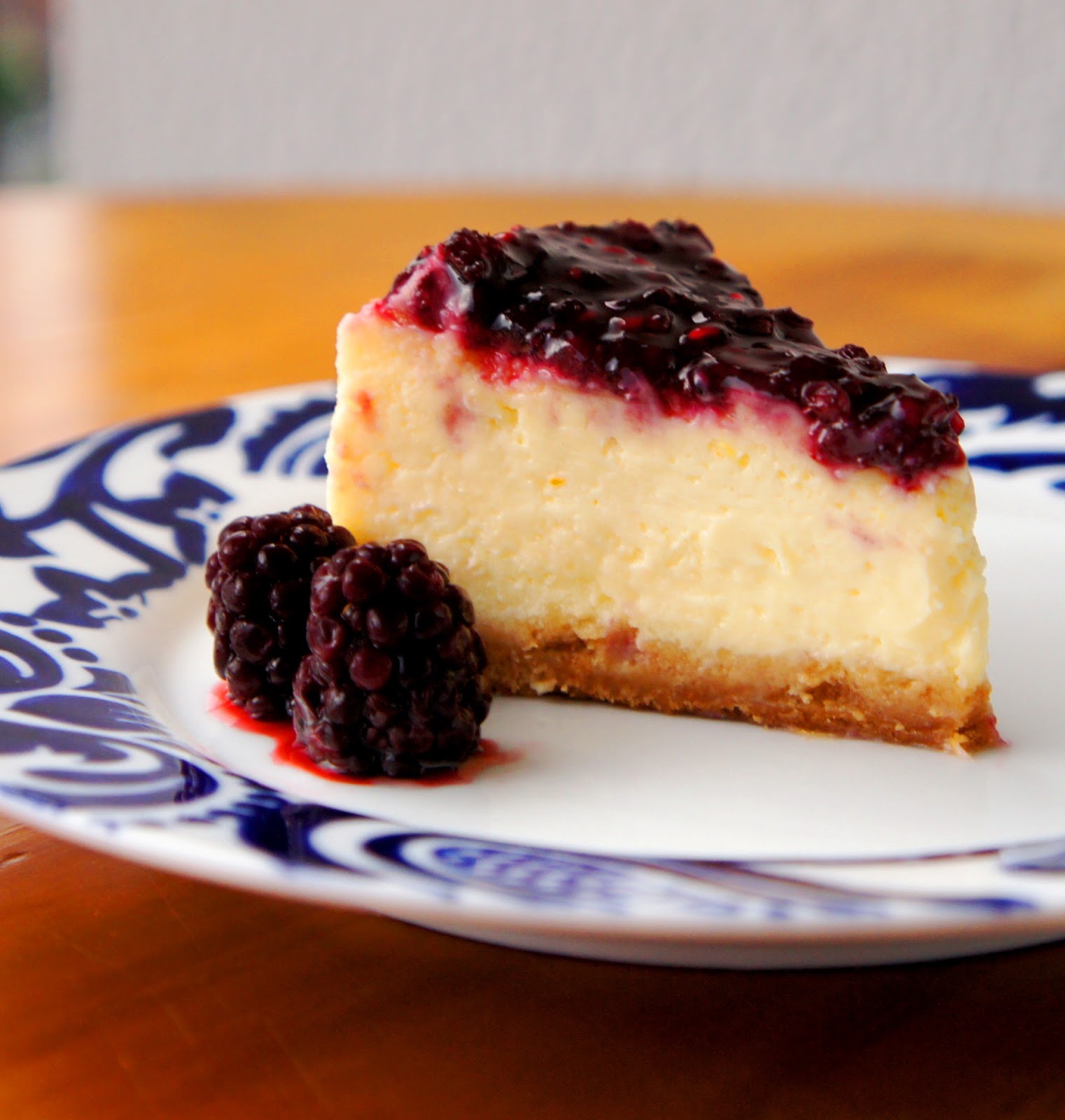 Como fazer o bolo de milho com calda de goiabada da Porto Mare