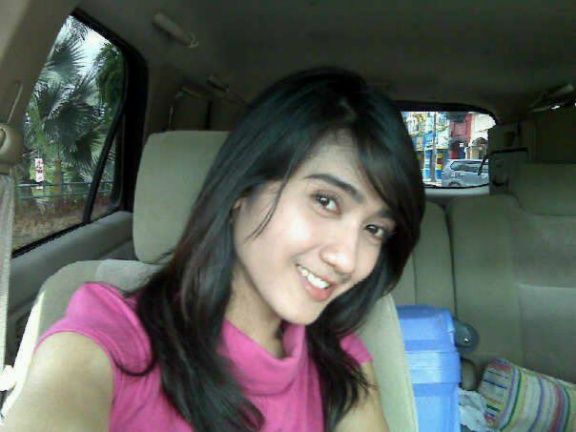 Biodata Revi Mariska Aktris Laga Angling Dharma