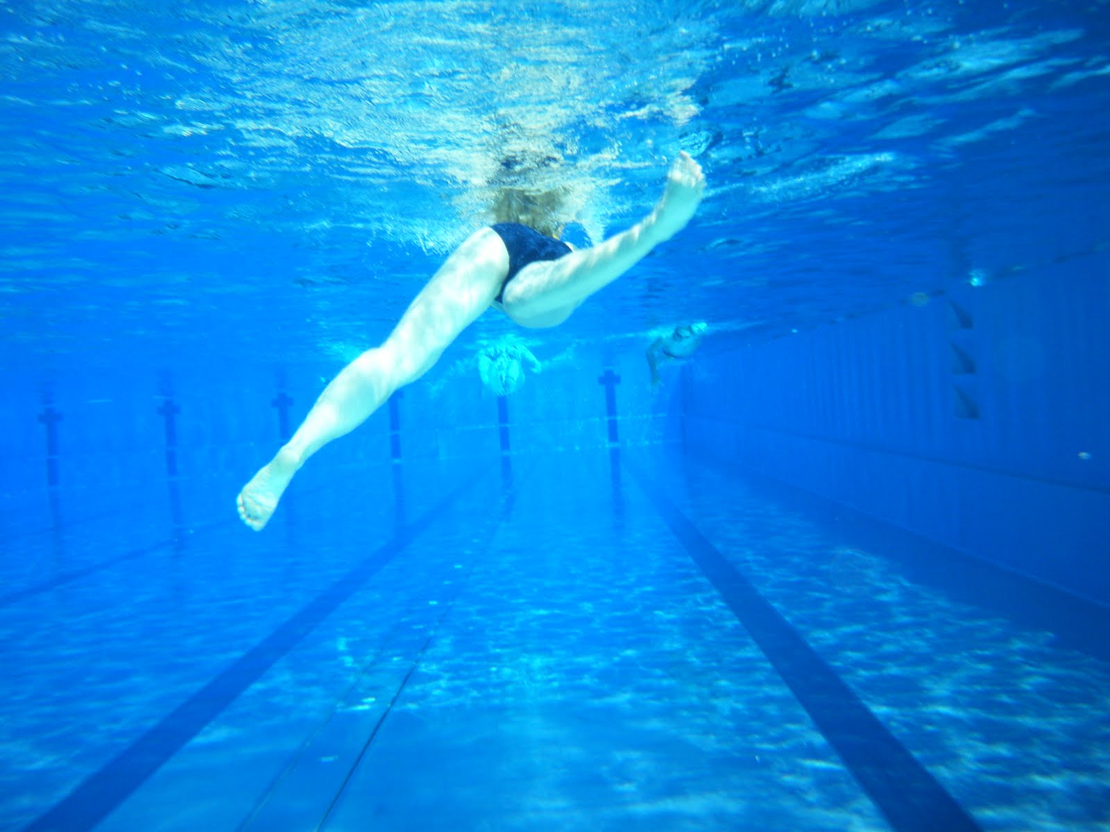 Josh Amberger's Dynamic Gallery of Thoughts Pool Reviews Teil Eins