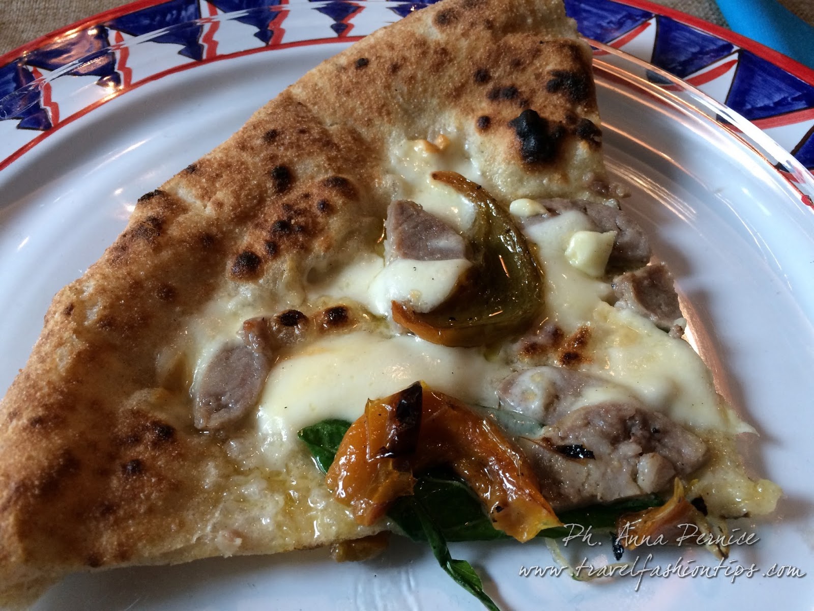 Pizza Gourmet di Giuseppe Vesi e bon bon al cioccolato di Gay Odin al