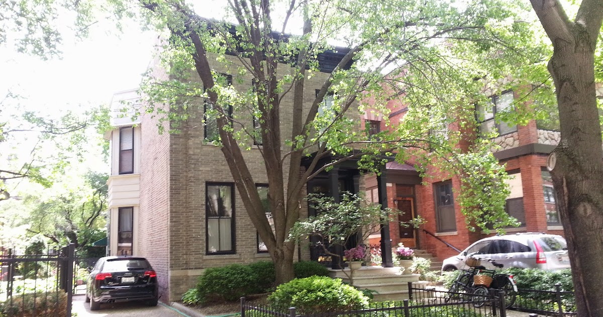 The Chicago Real Estate Local Bustle and beautiful homes on Briar