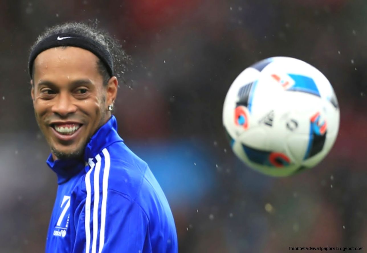 Ronaldinho 2015 2016 YouTube Ronaldinho 2015 2016 YouTube