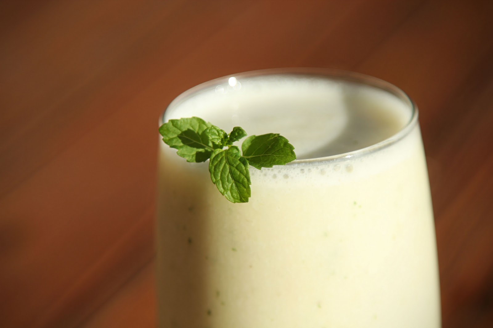 Sea and Salt Coconut Banana and Mint Smoothie