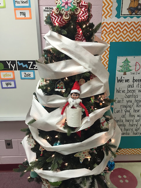 A Pinch of Primary: Classroom Elf on the Shelf Ideas