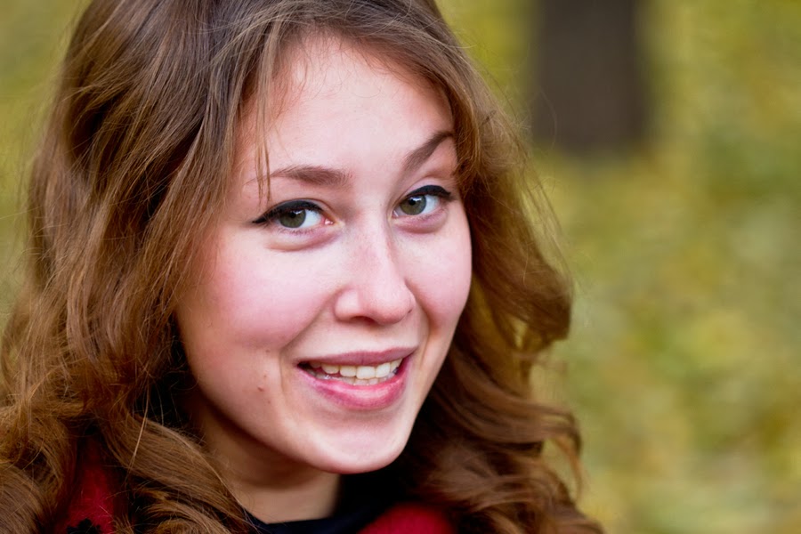 Блог Marina Sokalski (Марины Сокальски) :  девушка улыбается