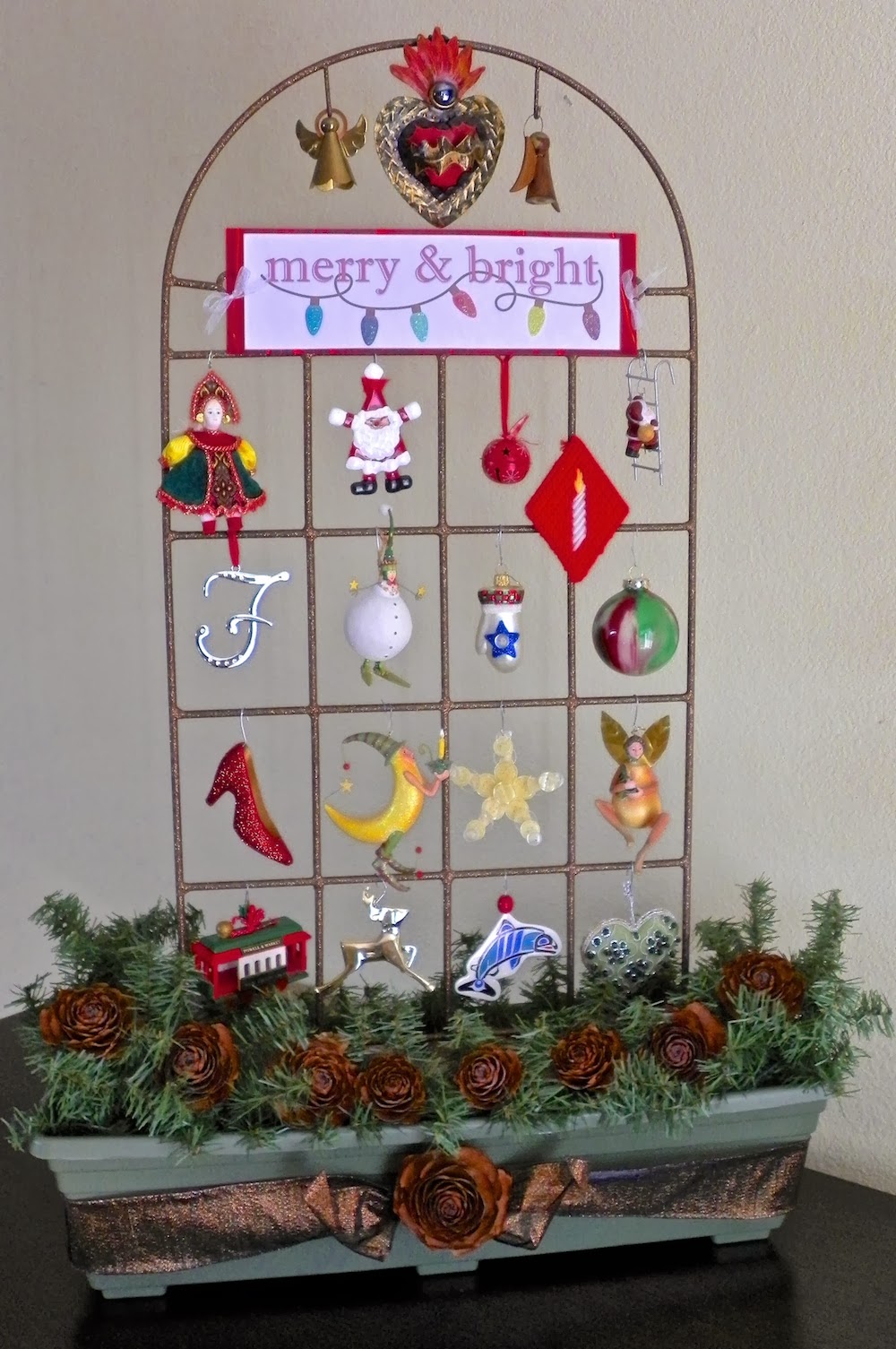 Christmas tabletop trellis