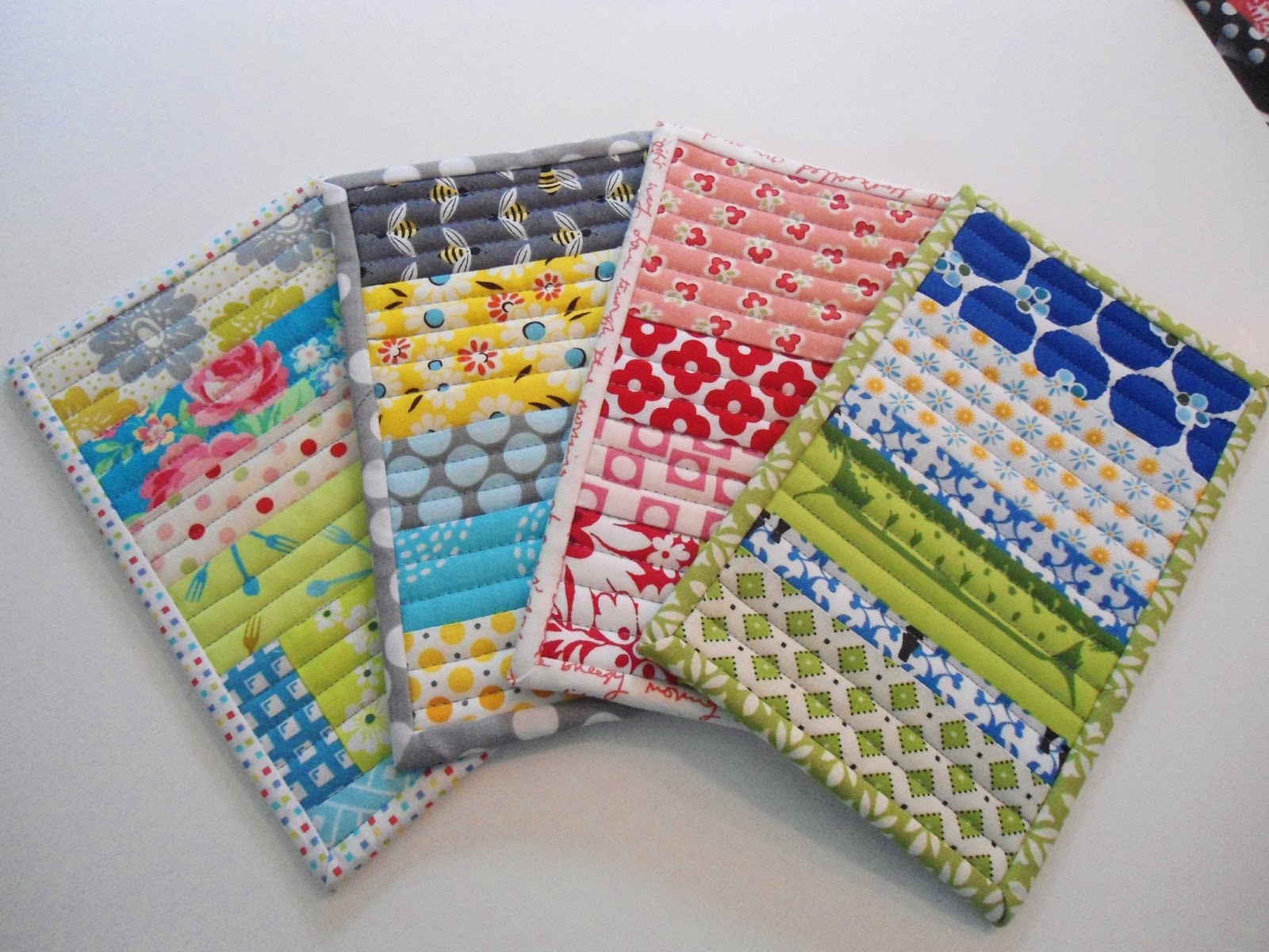 Pinkadot Quilts More Mug Rugs