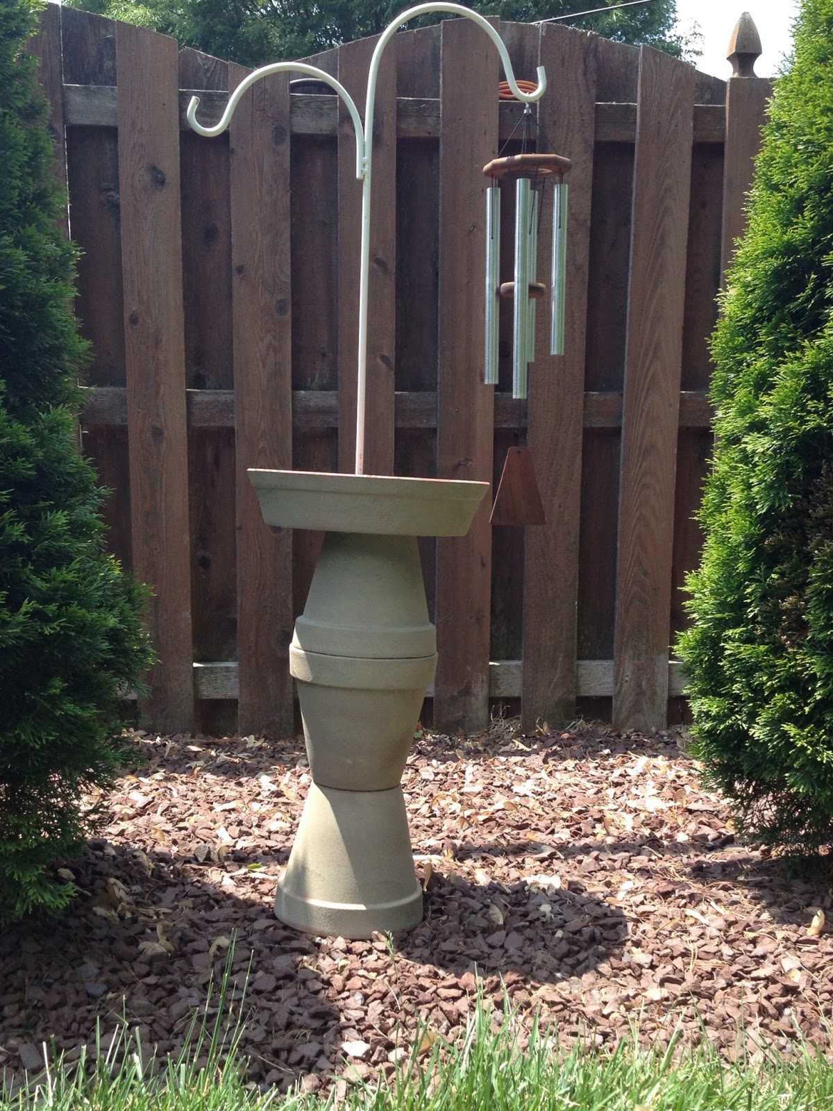 Two It Yourself DIY Bird bath from Clay Pots