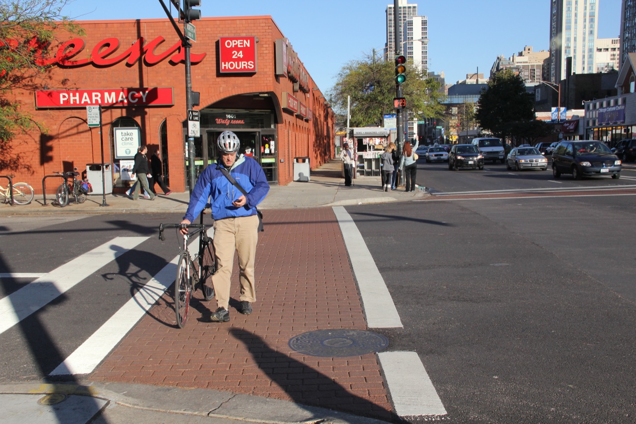 Bike Walk Lincoln Park Lincoln Avenue and Wells Street TLC The
