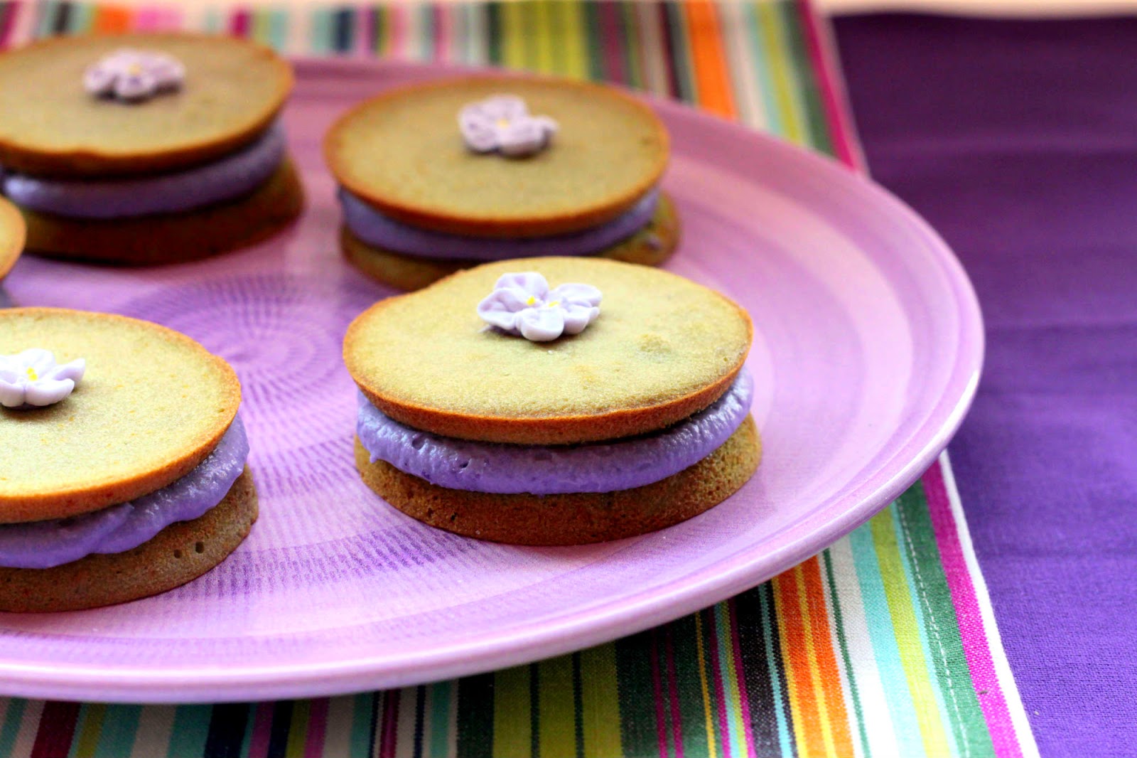 Whoopies O Bizcosandwich De Violetas
