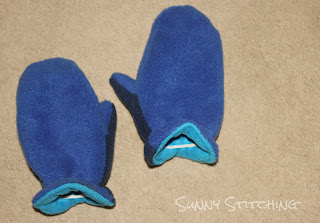 Blue Boys Mittens : Sunny Stitching