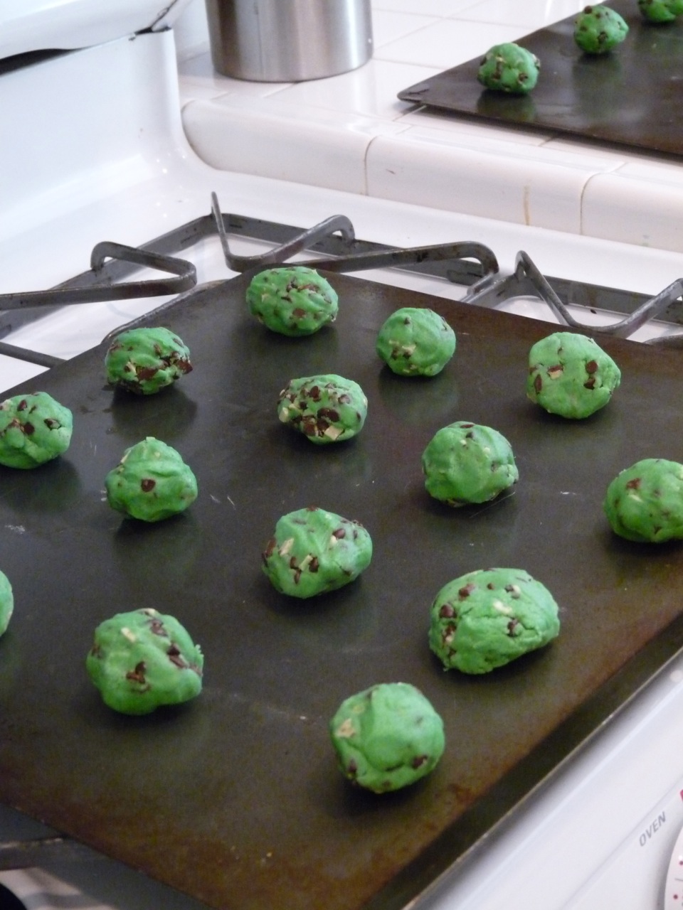 I Heart Food & So Can You Day 5 Mint Chocolate Chip a.k.a Grinch Cookies