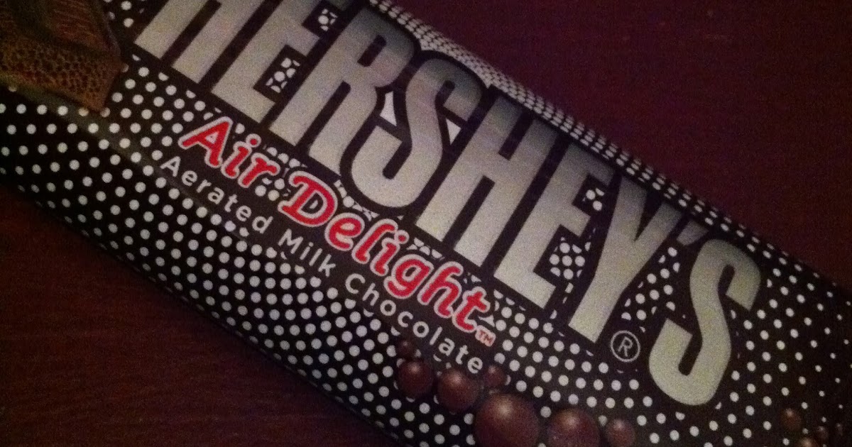 FATGUYFOODBLOG Hershey's Air Delight Aerated milk Chocolate bar.