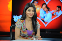 Shriya Saran New Movie Personal Interview Stills [cinebrain.blogspot]
