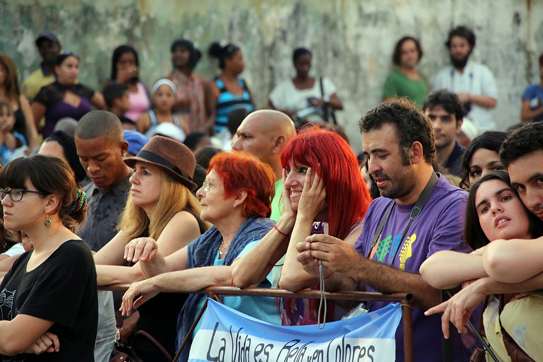 P�blico en concierto de Silvio Rodr�guez