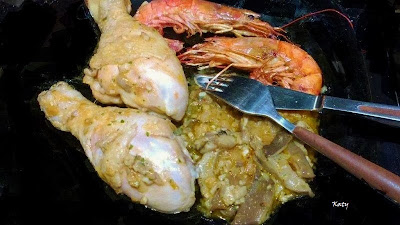 Muslitos De Pollo Con Setas Y Gambones
