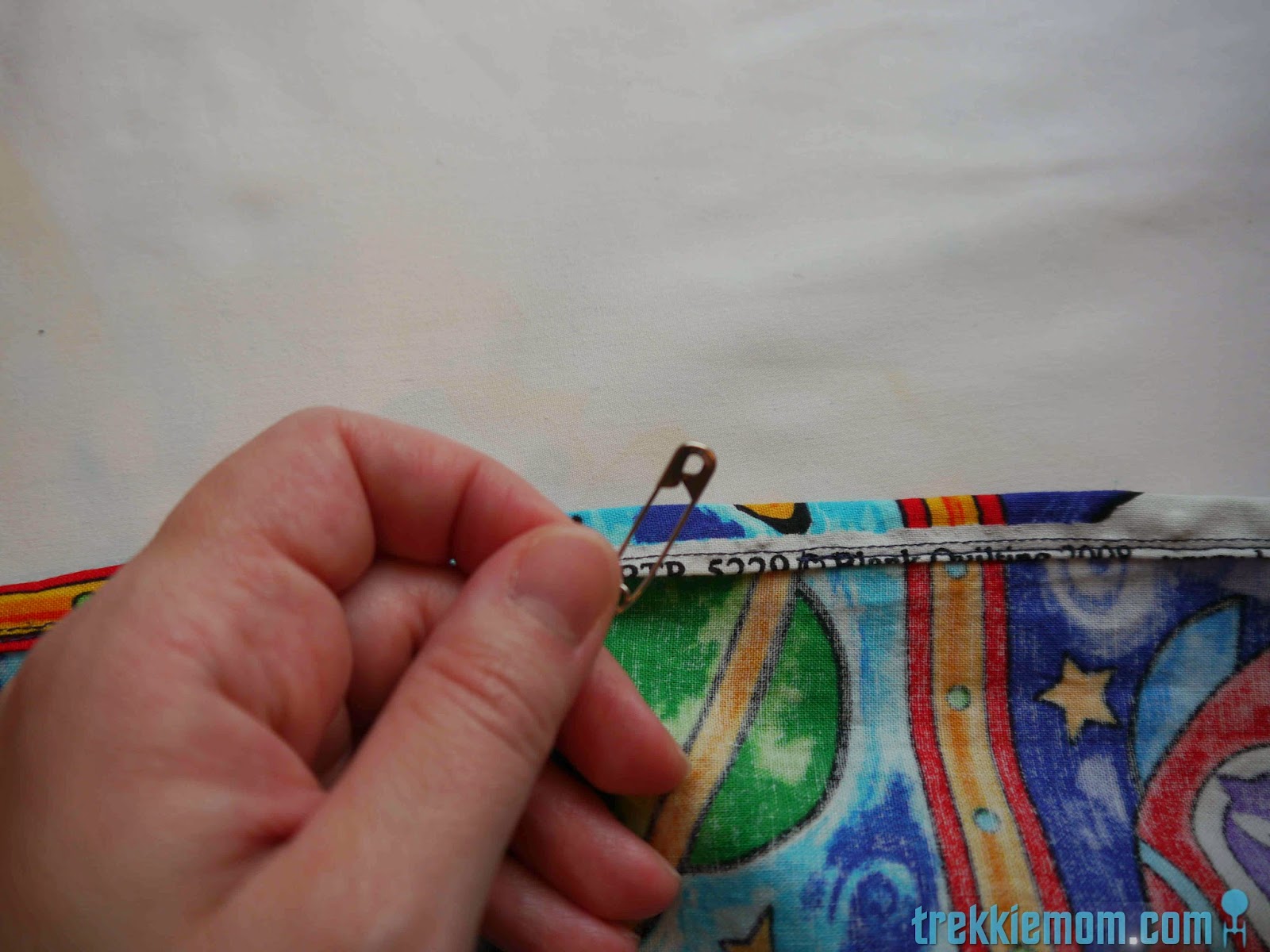 Trekkie Mom DIY Your Own Crib Sheet