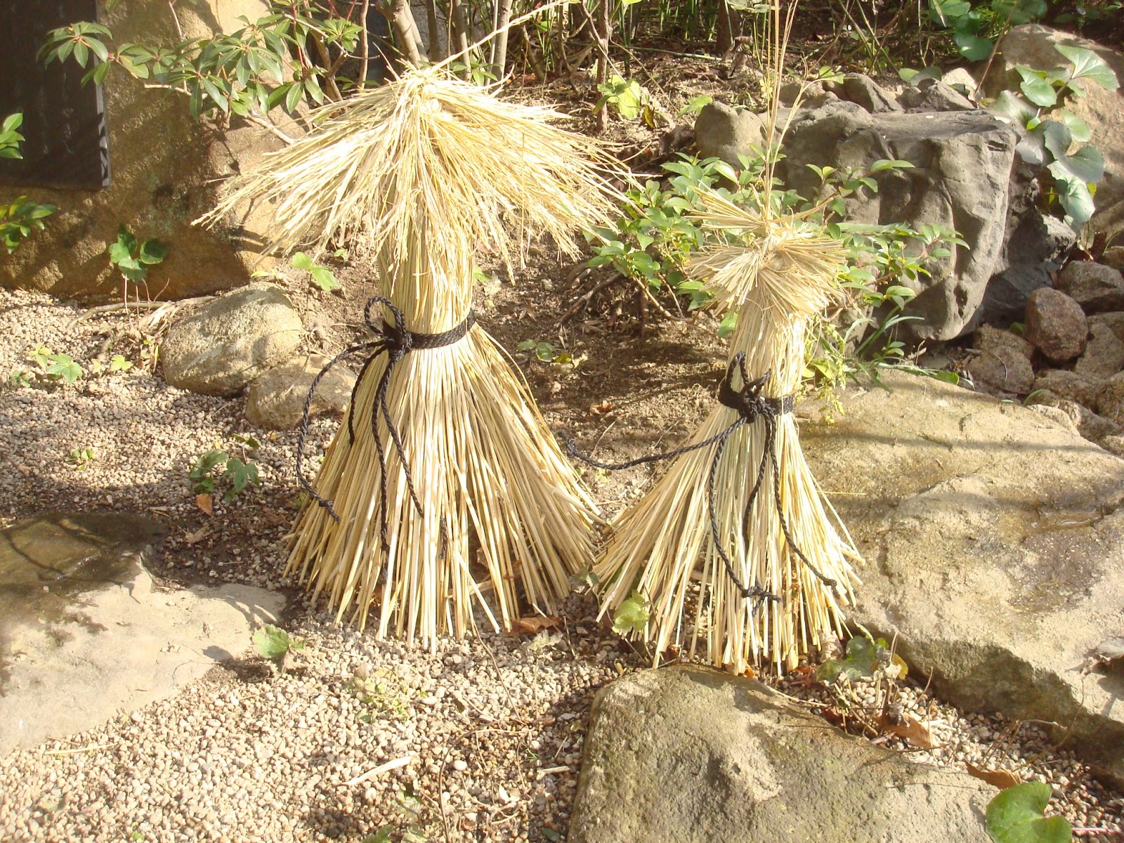 岡山の庭づくりと建築設計 By川のほとりのおもしろ荘 藁ぼっち