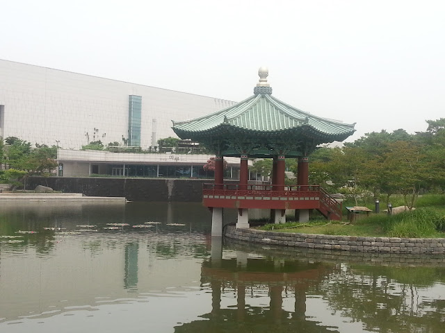 Reflection Pond at the National Museum of Korea