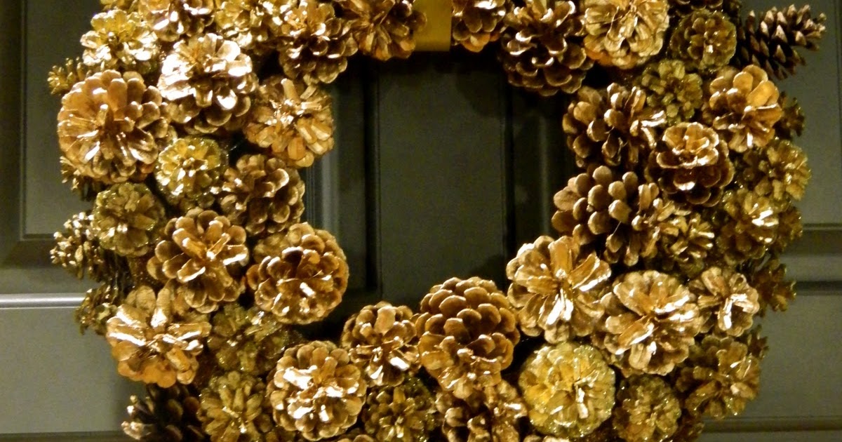 sadie + stella: DIY: Gold Glammy Pinecone Wreath