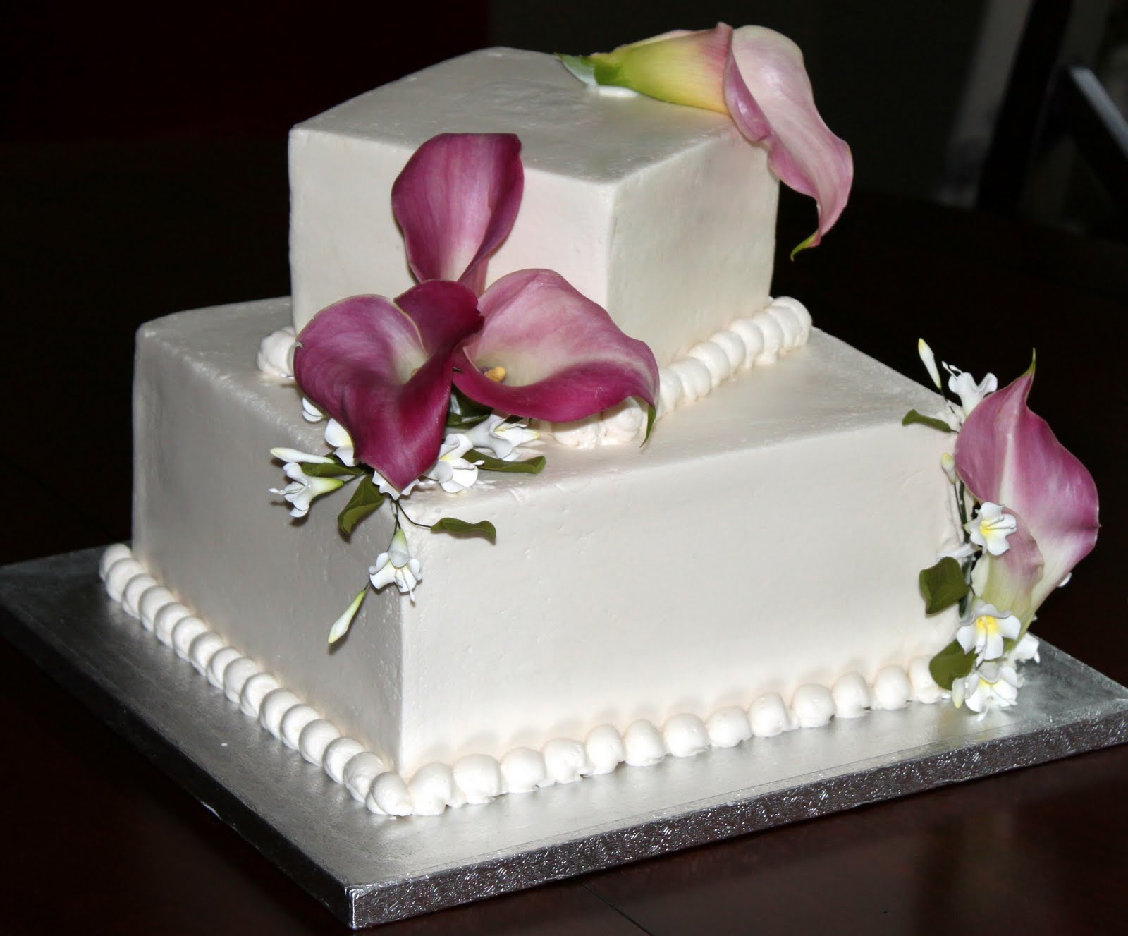 Cakes, Sweets and All Things Bonn Boni Wedding Cakes come