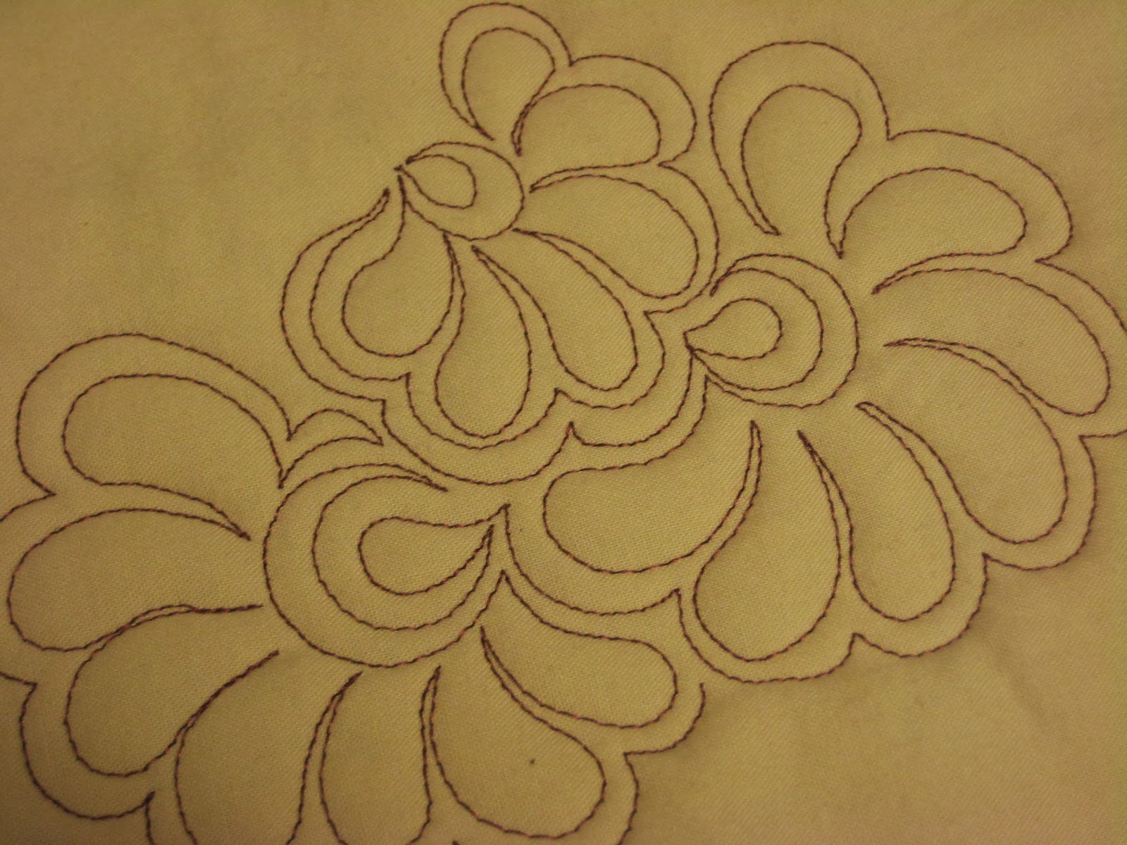 Video Free Motion Feathered Flower Part 2 Amy's Free Motion Quilting