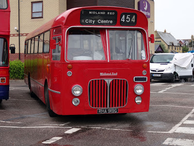 A classic BMMO Bus
