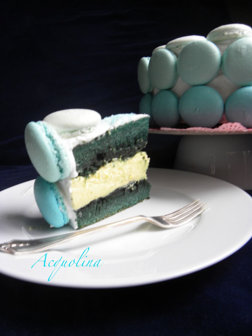 Acquolina Blue Velvet Macarons