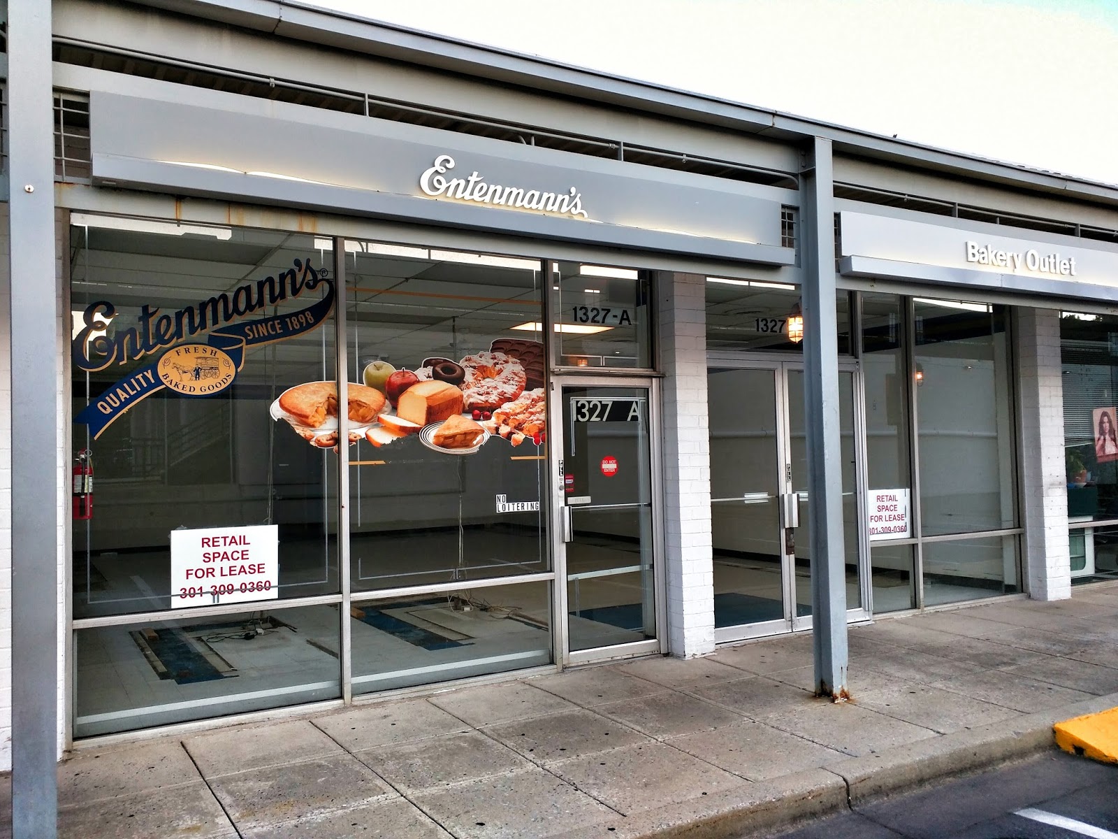 Rockville Nights Entenmann's Bakery Outlet closes in Rockville (Photos)