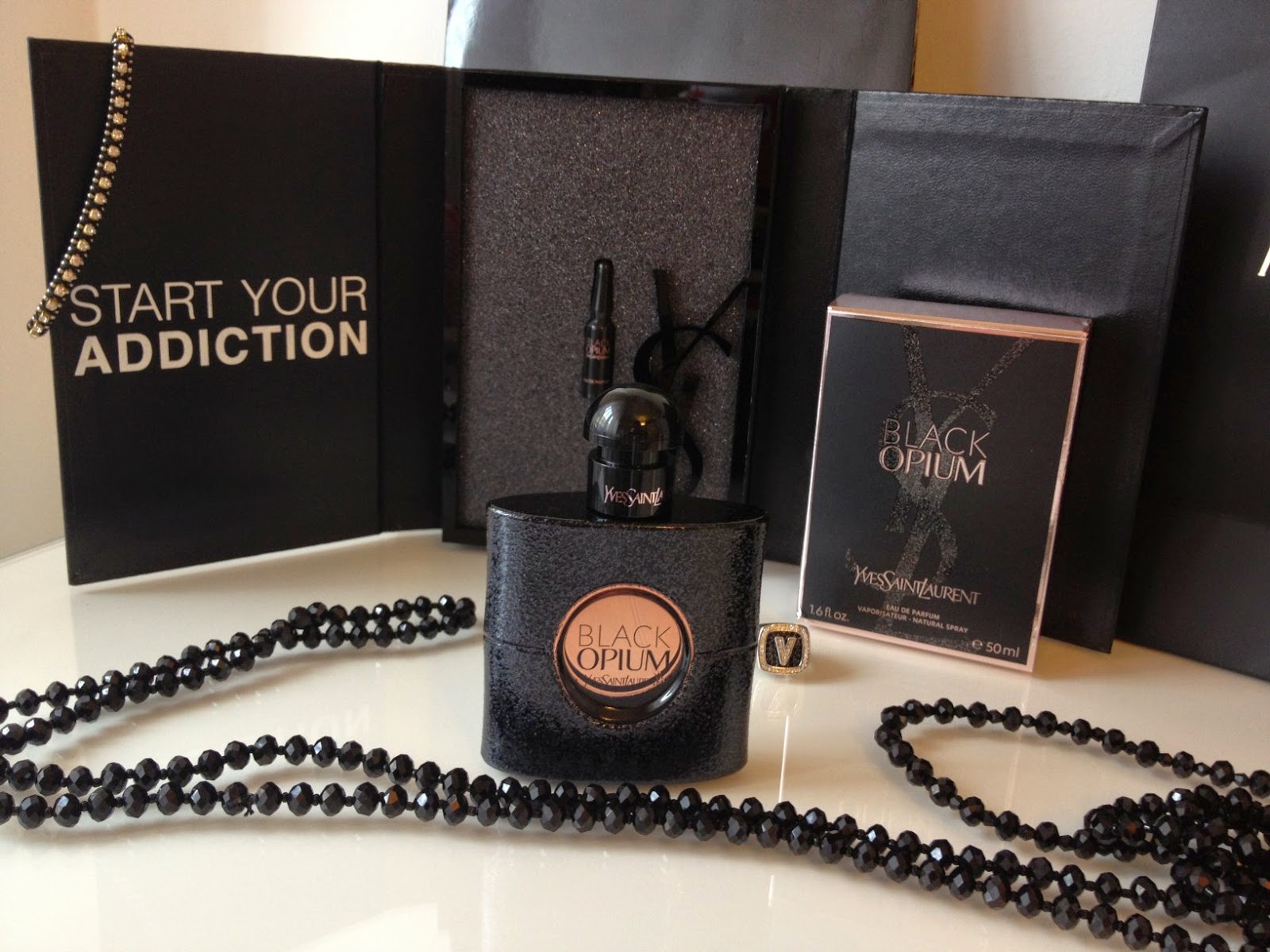 Black Opium, new fragrance from Yves Saint Laurent Beauté, Fashion and Cookies, fashion blogger