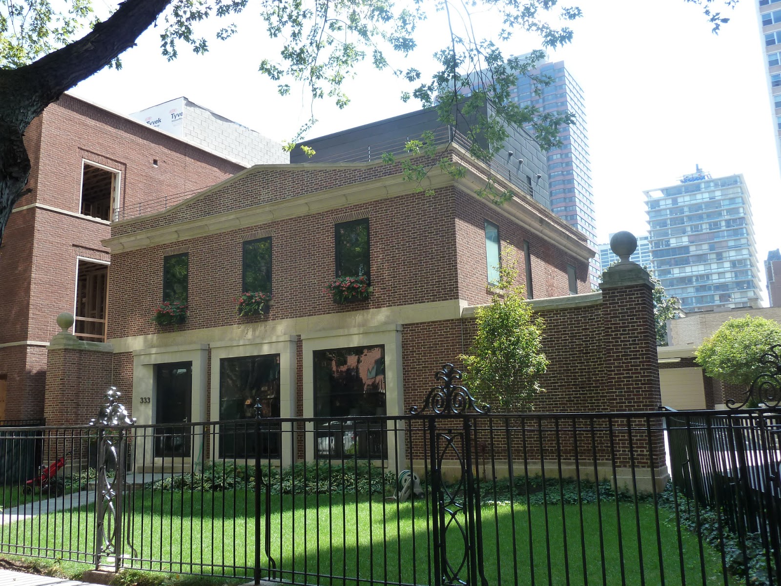 The Chicago Real Estate Local Lincoln Park to Lincoln Square 97 homes