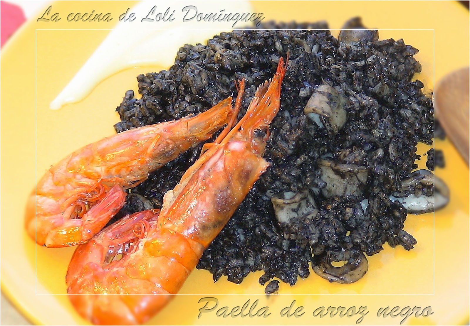 Paella De Arroz Negro
