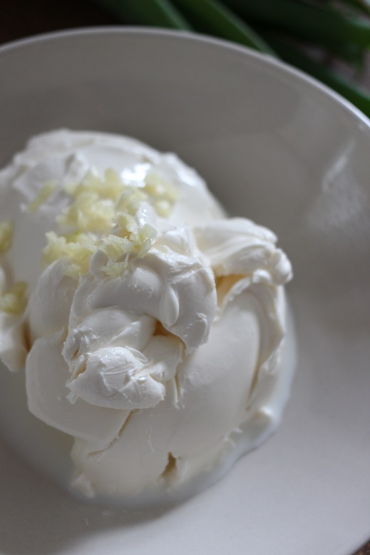 Mama Loves Food! Garlic Herb Cream Cheese Dip!