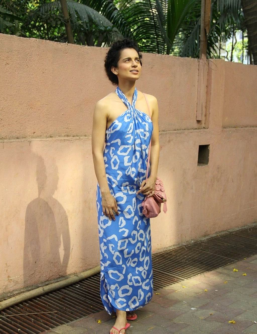 High Quality Bollywood Celebrity Pictures: Kangana Ranaut Looks Sexy In