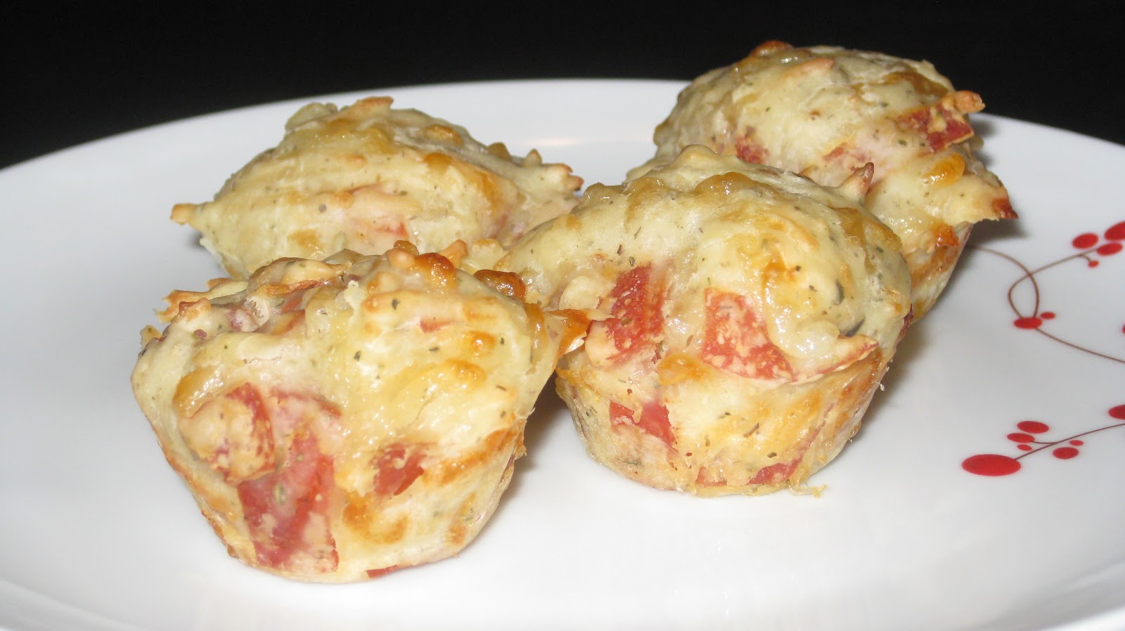 Cheese Curd In Paradise Pizza Muffins