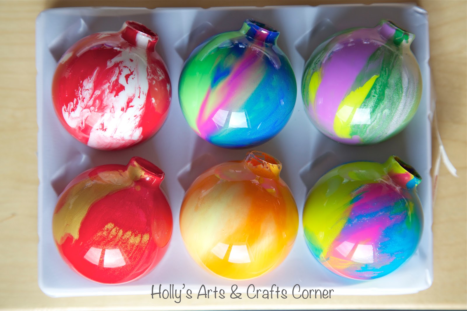 Holly's Arts and Crafts Corner Handmade Holiday 2012 Pour Paint Ornaments