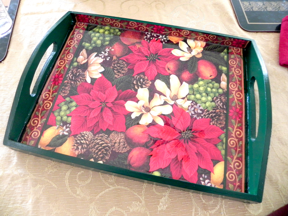 SybillinartNews Wood tray decoupage tutorial