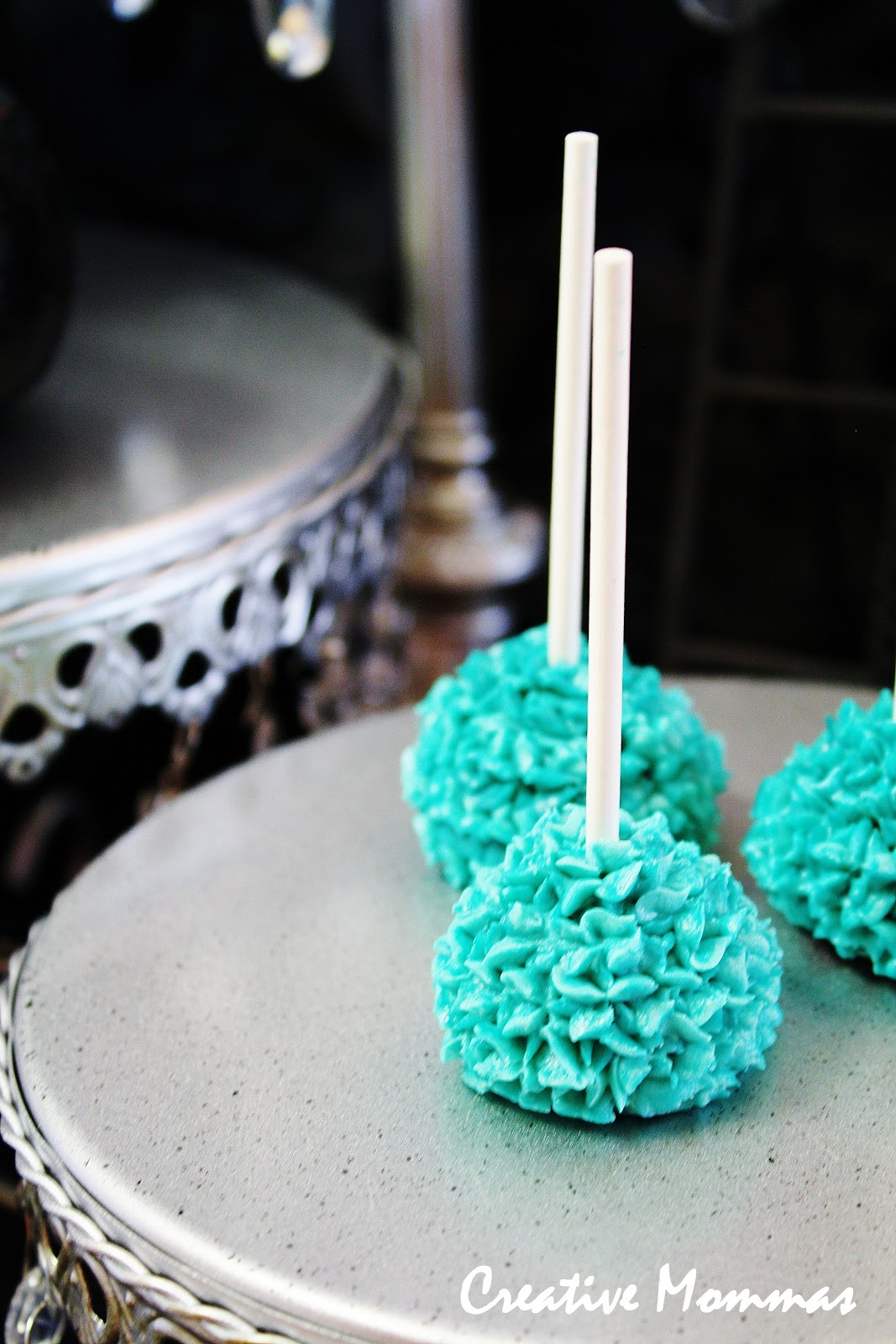Creative Mommas Buttercream Cake Pops
