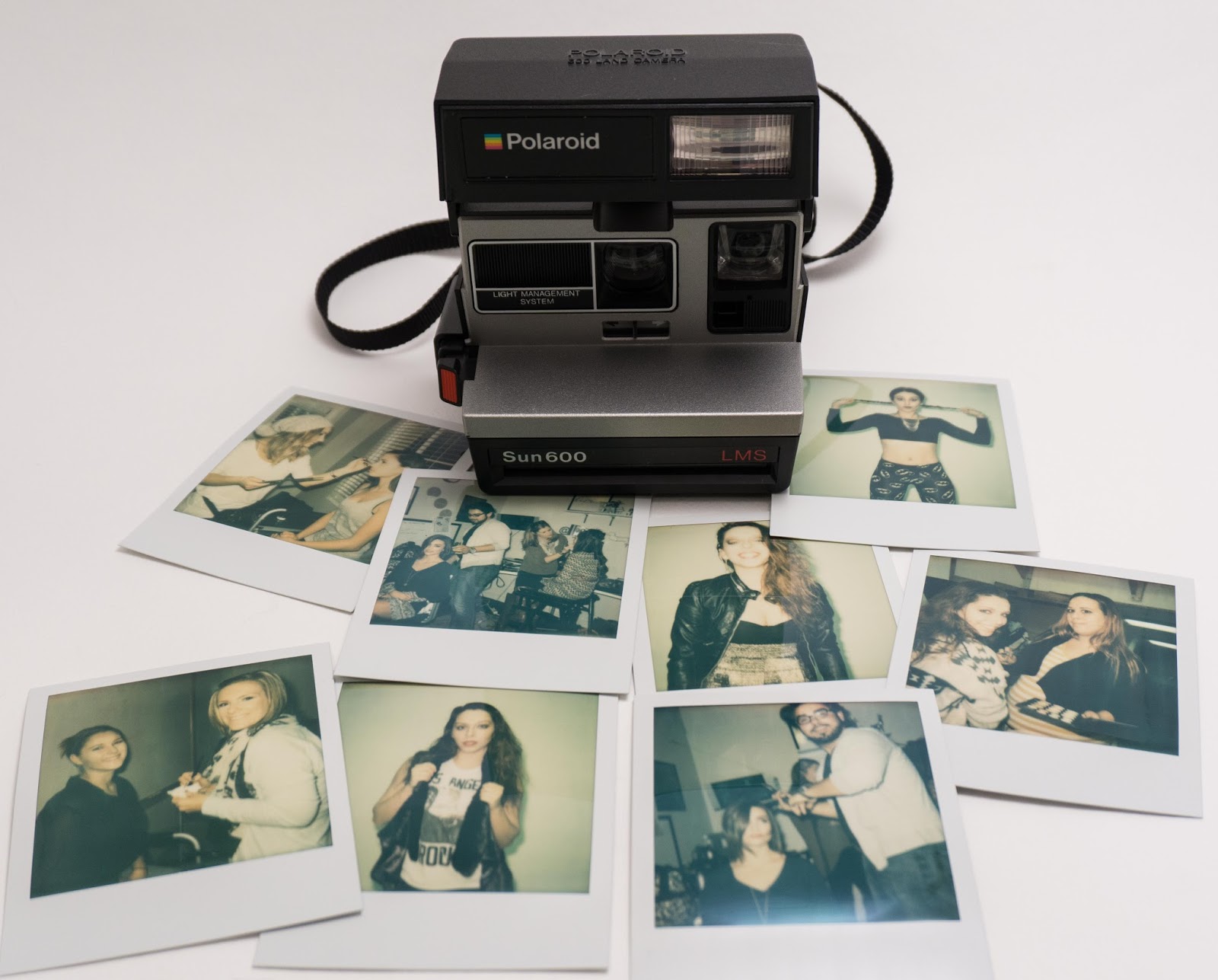Polaroid Снимки