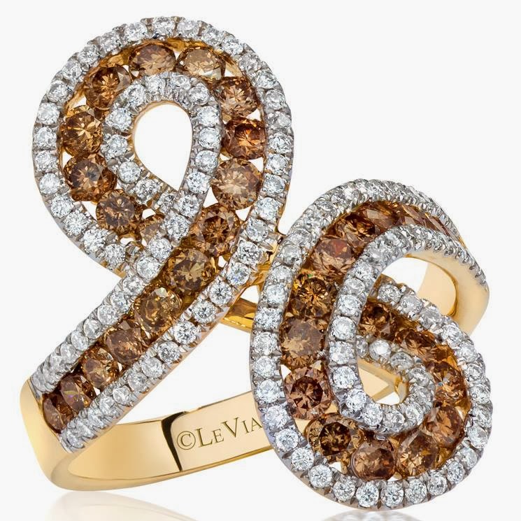 A very Glamorous Ring